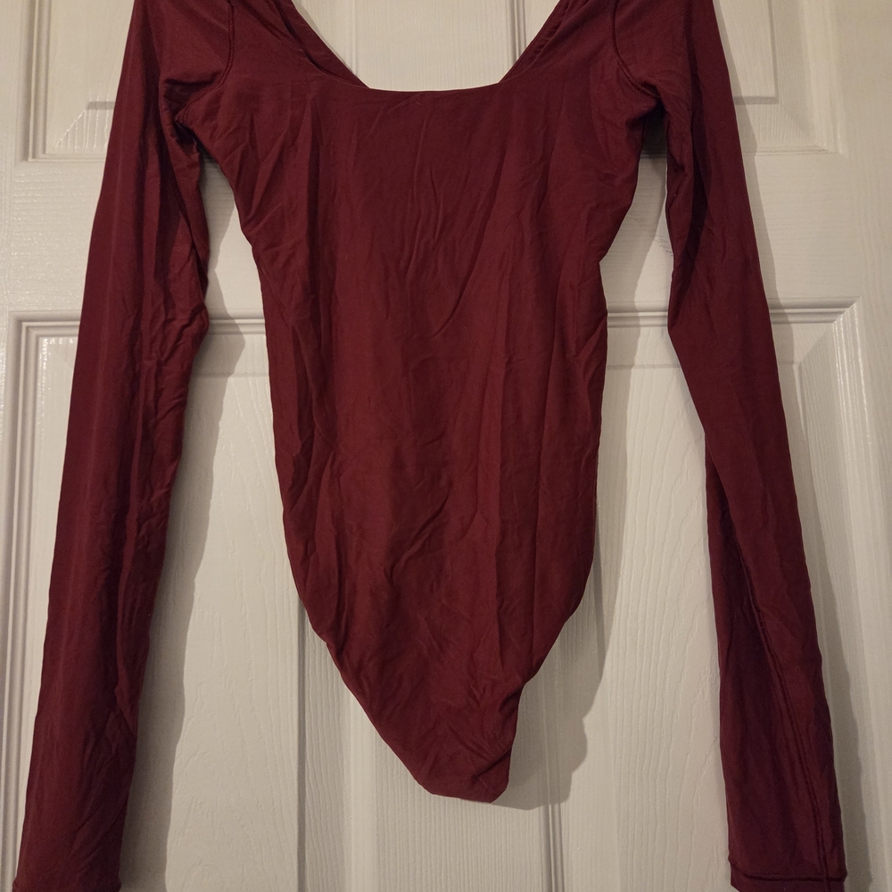 Aerie Women S/P Burgundy Long Sleeve Bodysuit Scoop Neck Stretch Fitted